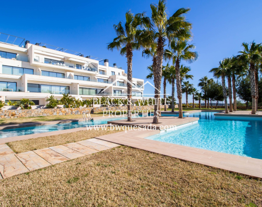 Apartament - Resale - Las Colinas Golf - Las Colinas Golf