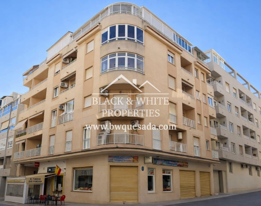 Apartamento - Venta - Torrevieja - BWAI-2158