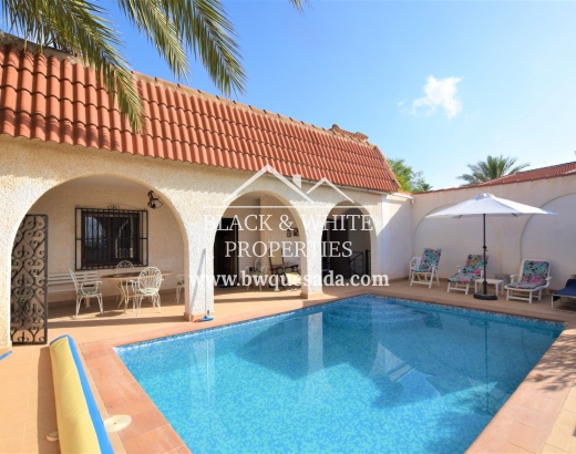 Chalet - Venta - Ciudad Quesada - BWV-1250