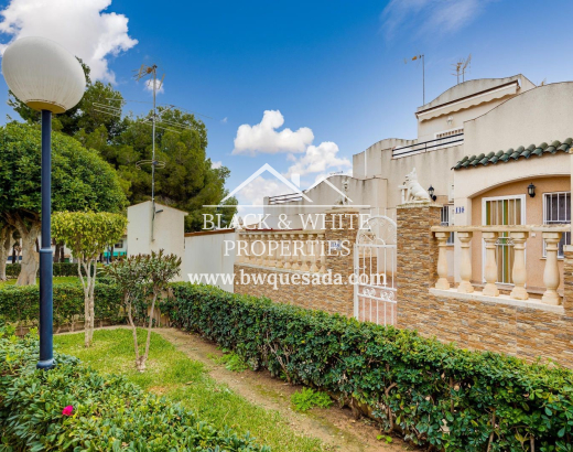 Maison de ville  - Revente - Torrevieja - Los balcones