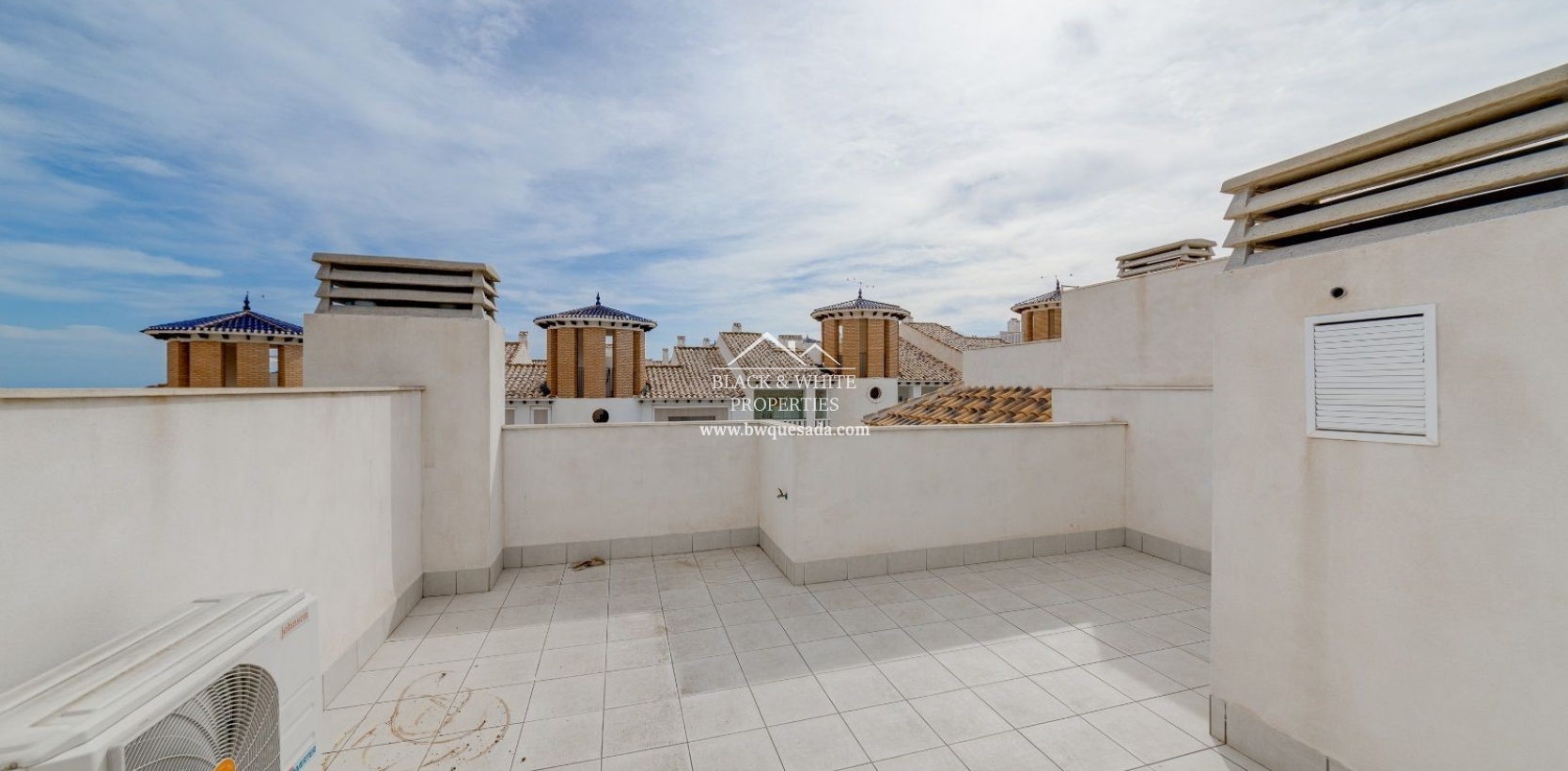 Resale - Apartament - La Marina