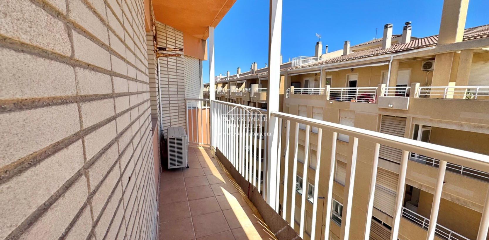 Resale - Apartament - La Mata