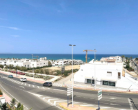 Resale - Apartament - Torrevieja - La Mata