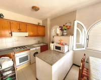 Resale - Apartament - Torrevieja - La Mata