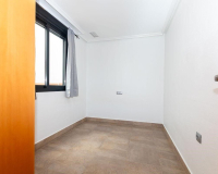 Resale - Apartament - Torrevieja - La Mata