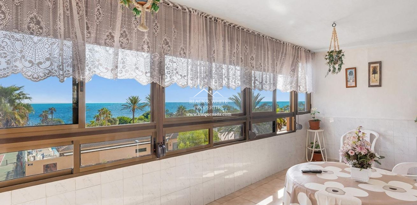 Resale - Apartament - Torrevieja - La Mata