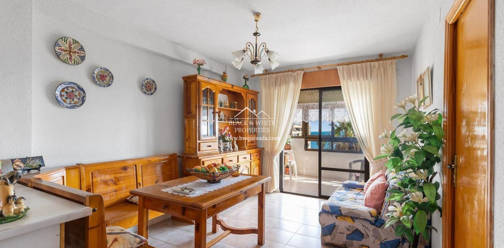 Resale - Apartament - Torrevieja - La Mata