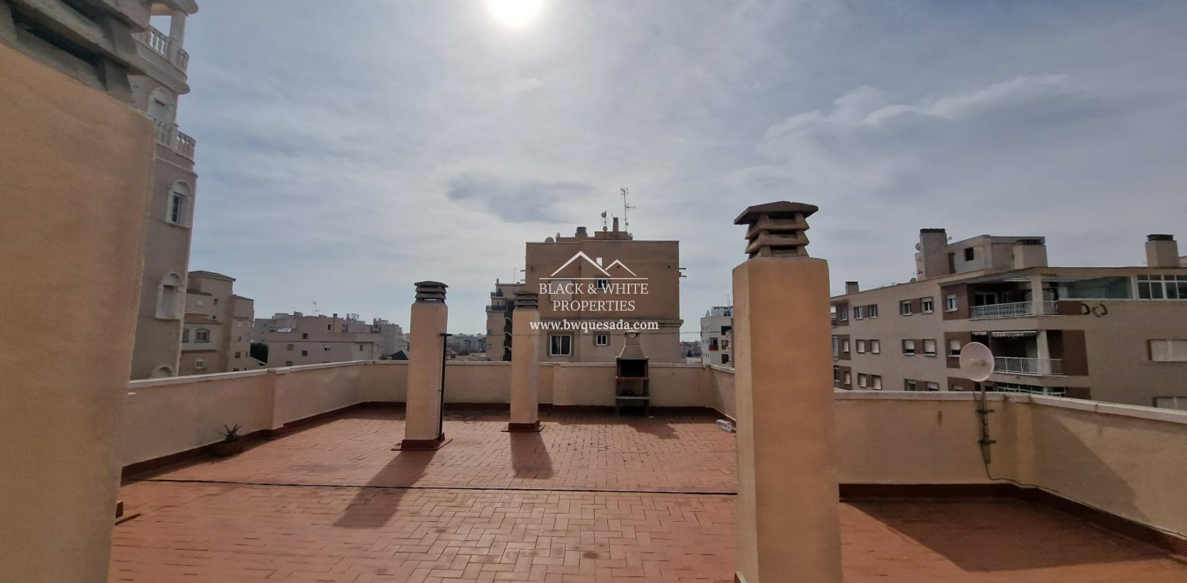 Resale - Apartament - Torrevieja - Playa de los Locos