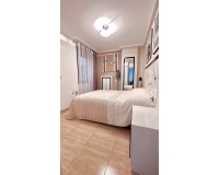 Resale - Apartament - Torrevieja - Playa del Cura