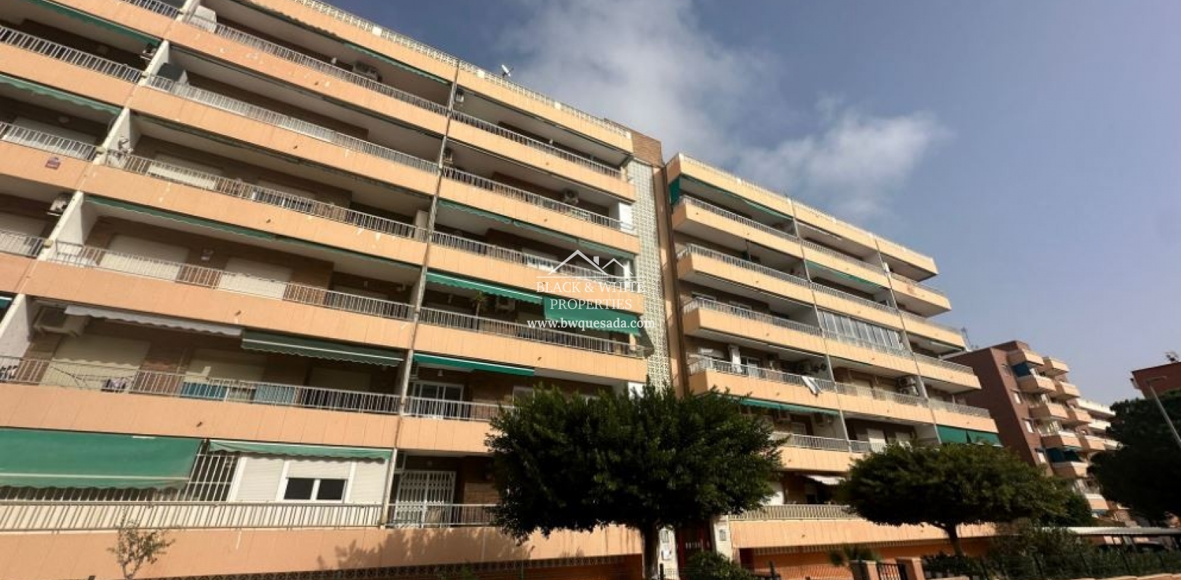 Resale - Apartament - Torrevieja