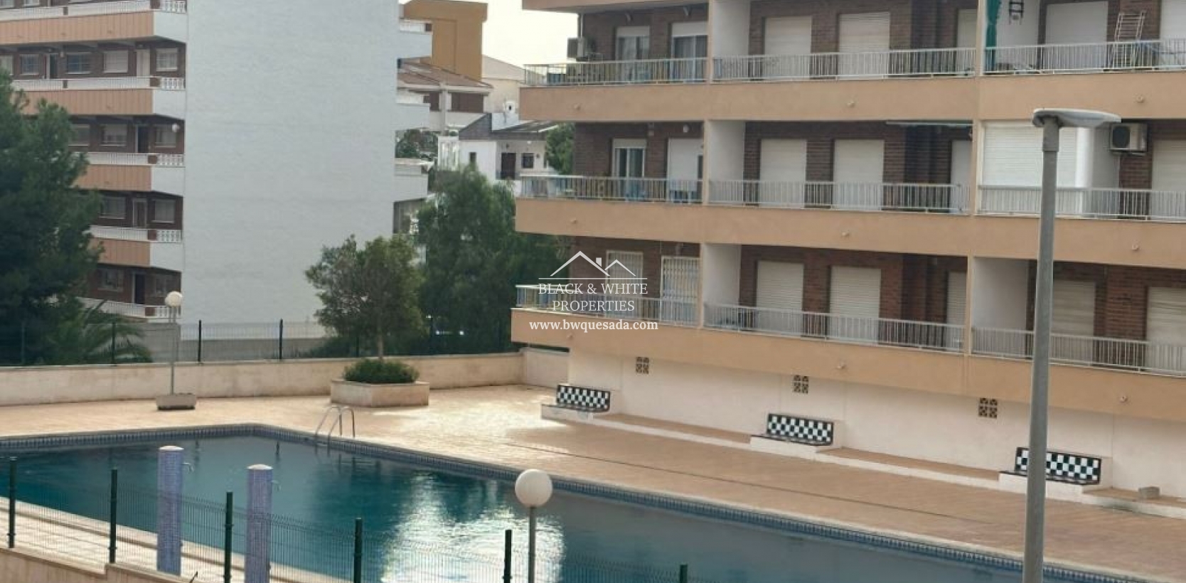 Resale - Apartament - Torrevieja