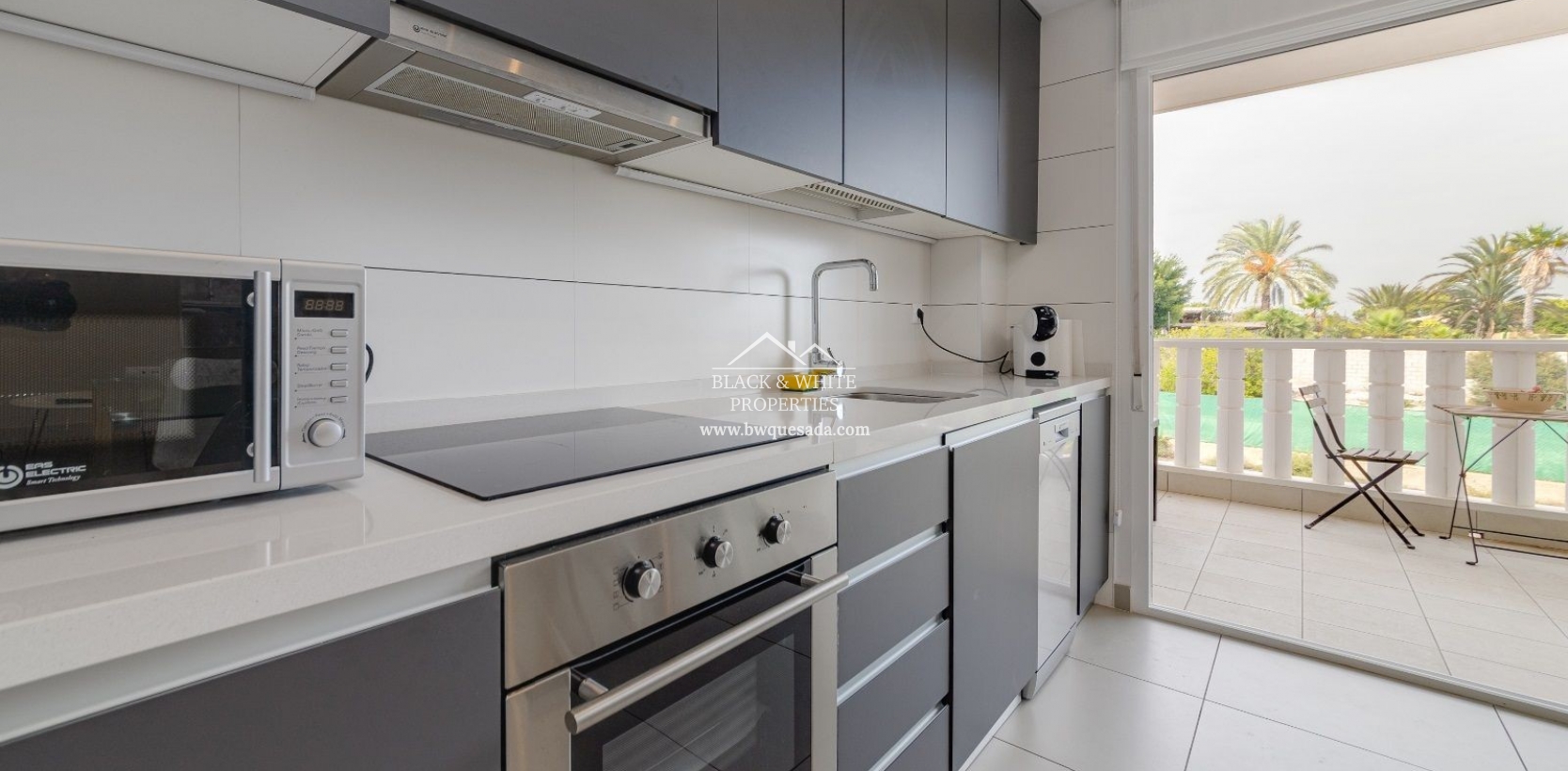 Resale - Apartment - La Marina