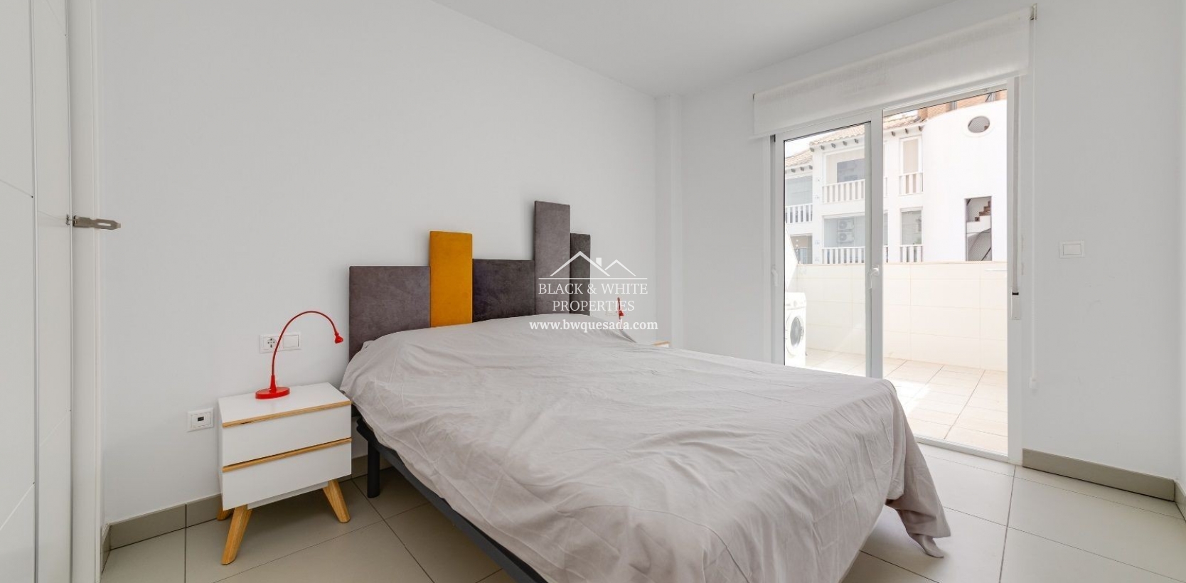 Resale - Apartment - La Marina