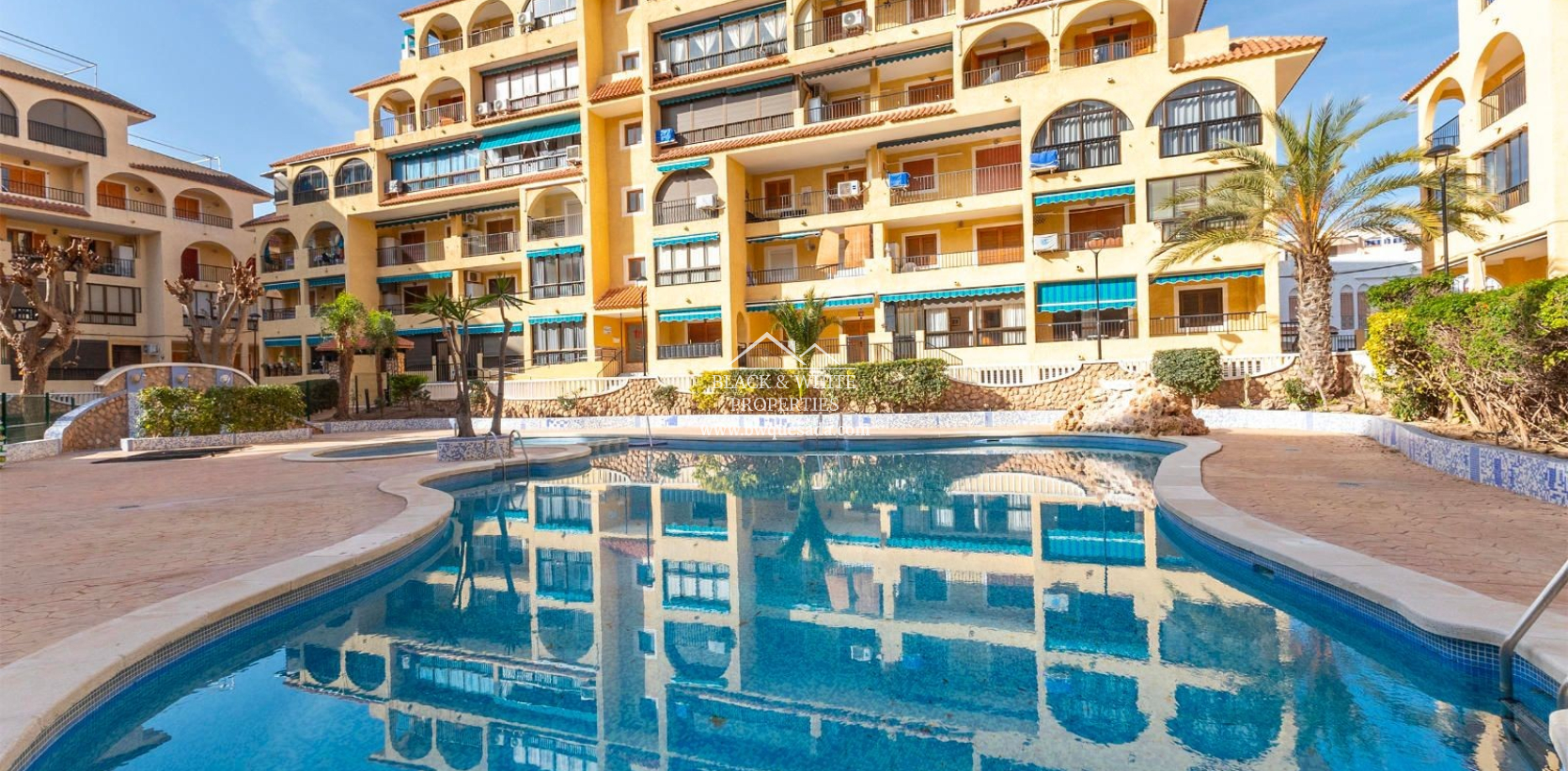Resale - Apartment - La Mata