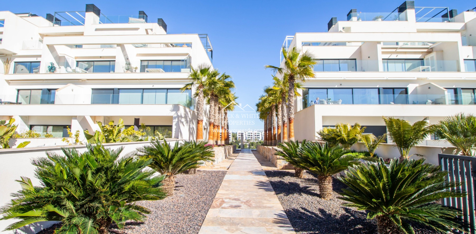 Resale - Apartment - Las Colinas Golf