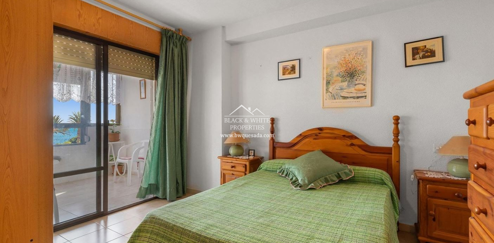 Resale - Apartment - Torrevieja - La Mata