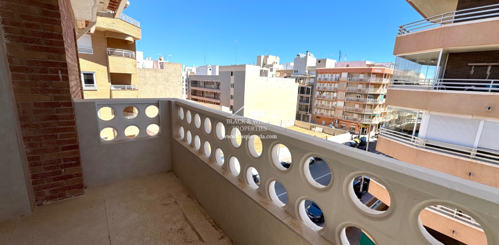 Resale - Apartment - Torrevieja - La Mata