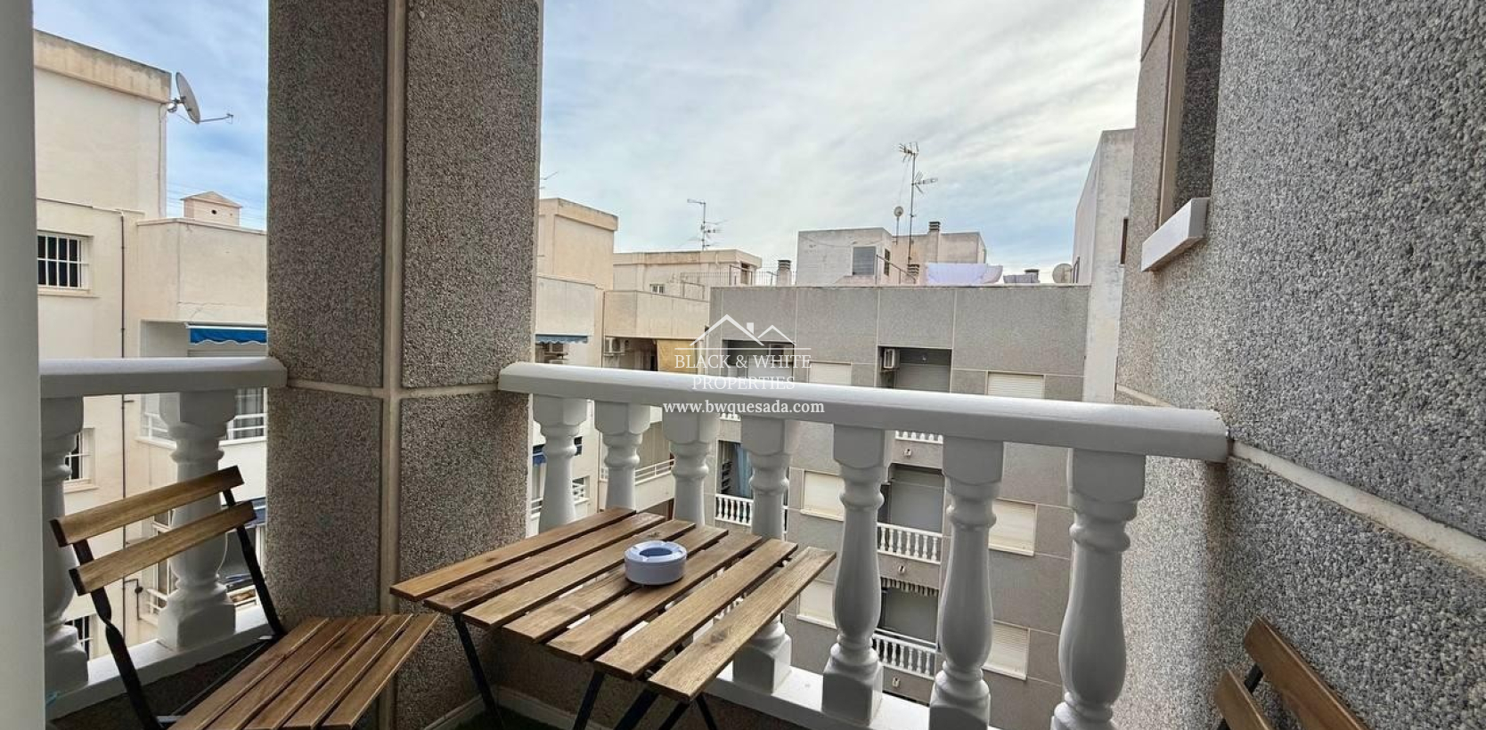 Resale - Apartment - Torrevieja - Playa del Cura