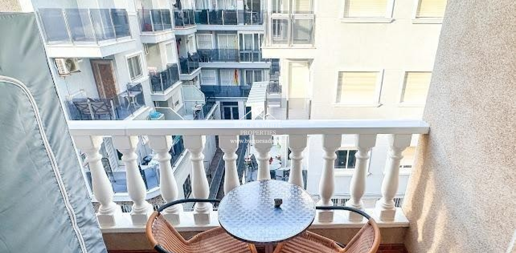 Resale - Apartment - Torrevieja