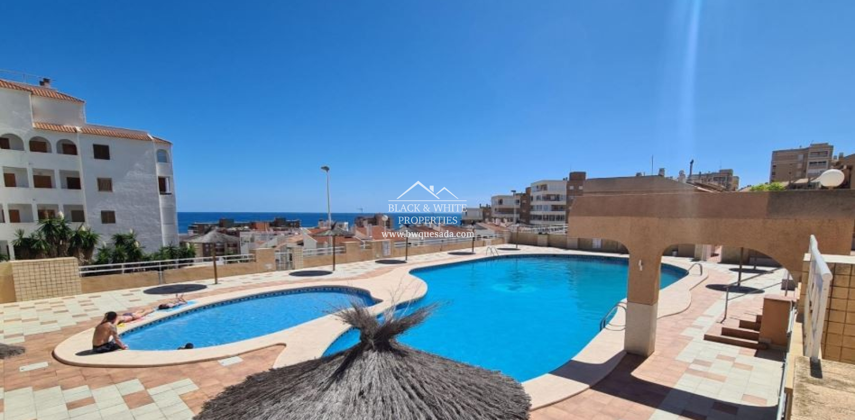 Resale - Bungalow - Arenales del Sol - Arenales