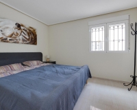 Resale - Bungalow - Orihuela - Orihuela Costa