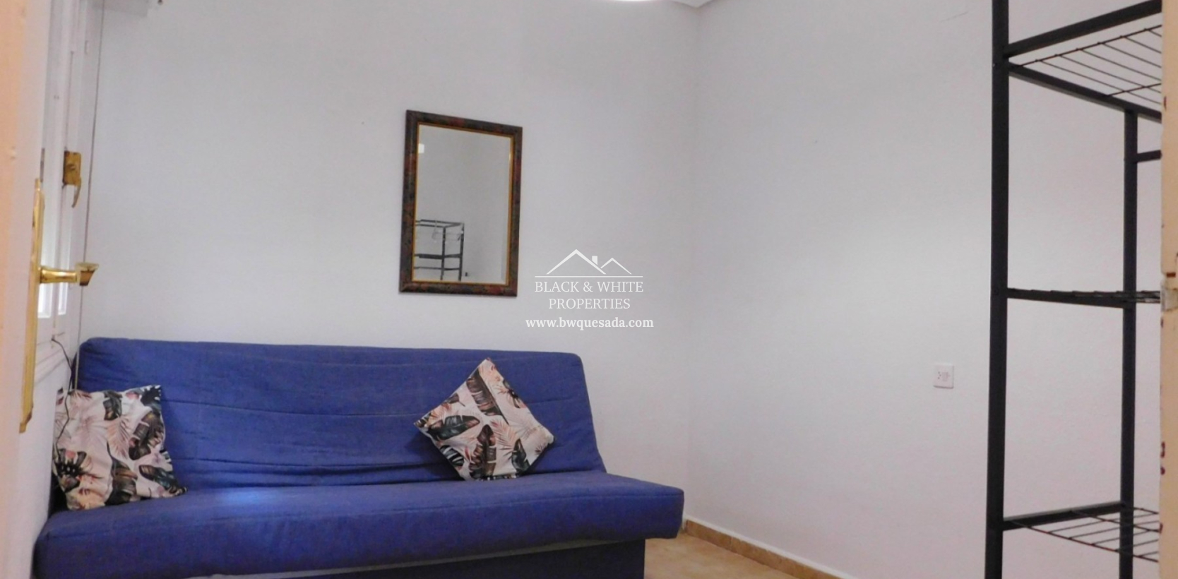Resale - Bungalow - San Miguel de Salinas