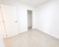 Resale - Bungalow - Torrevieja - La Siesta - El Salado -  Torreta