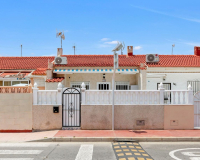Resale - Bungalow - Torrevieja