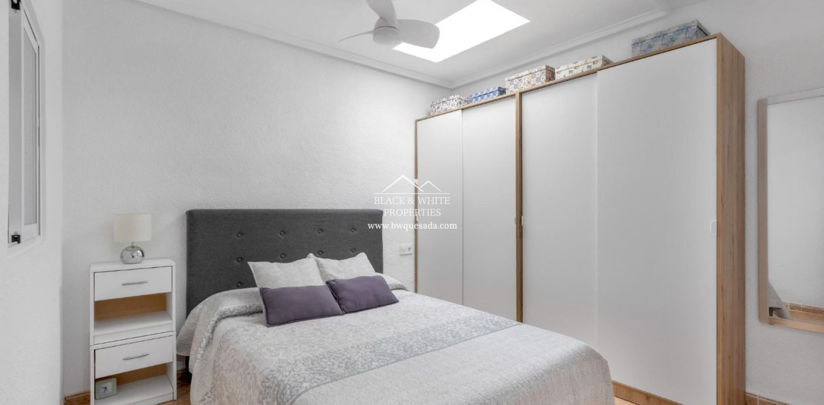 Resale - Bungalow - Torrevieja