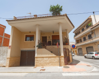 Resale - Detached House / Villa - Rafal