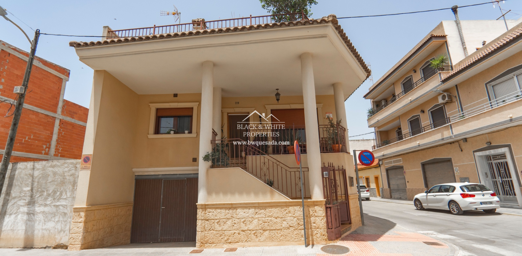Resale - Detached House / Villa - Rafal