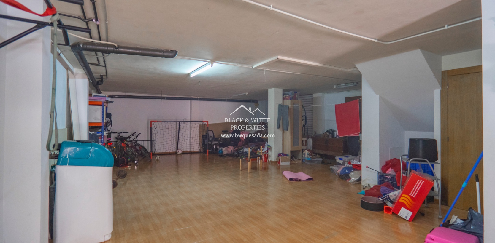 Resale - Detached House / Villa - Rafal