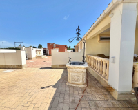 Resale - Finca - Las Heredades