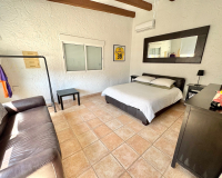 Resale - Finca - Las Heredades