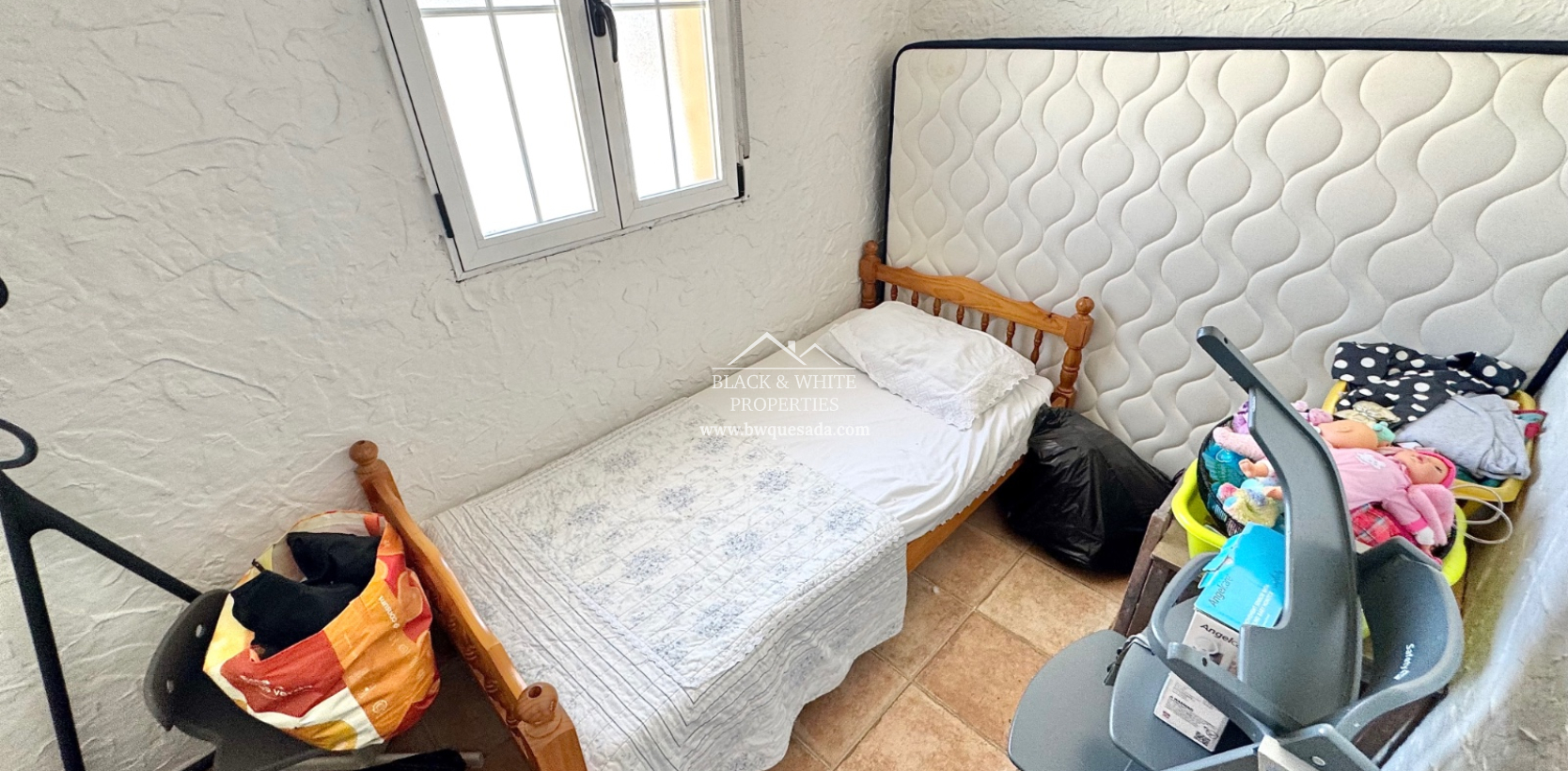 Resale - Finca - Las Heredades