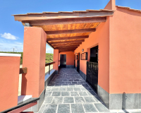 Resale - Finca - Las Heredades