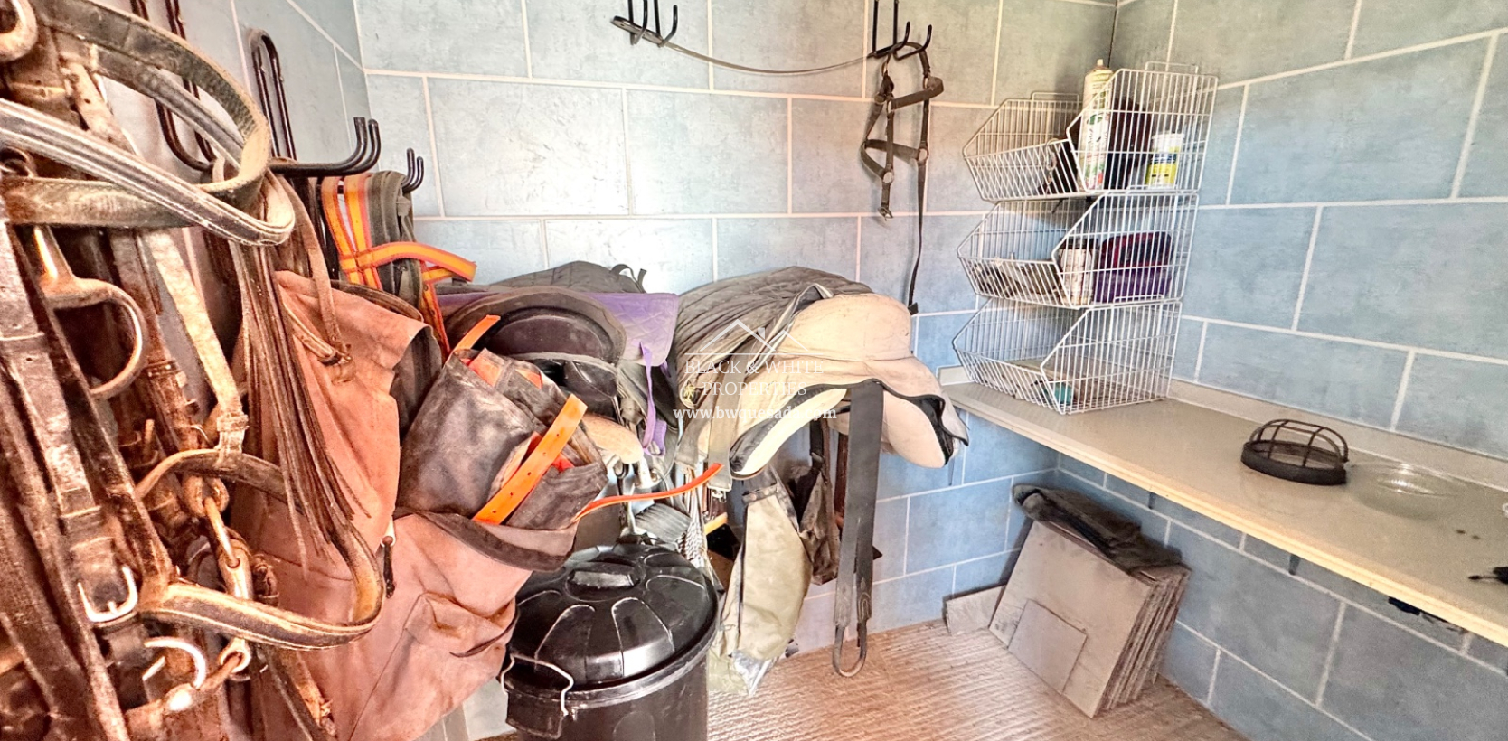 Resale - Finca - Las Heredades