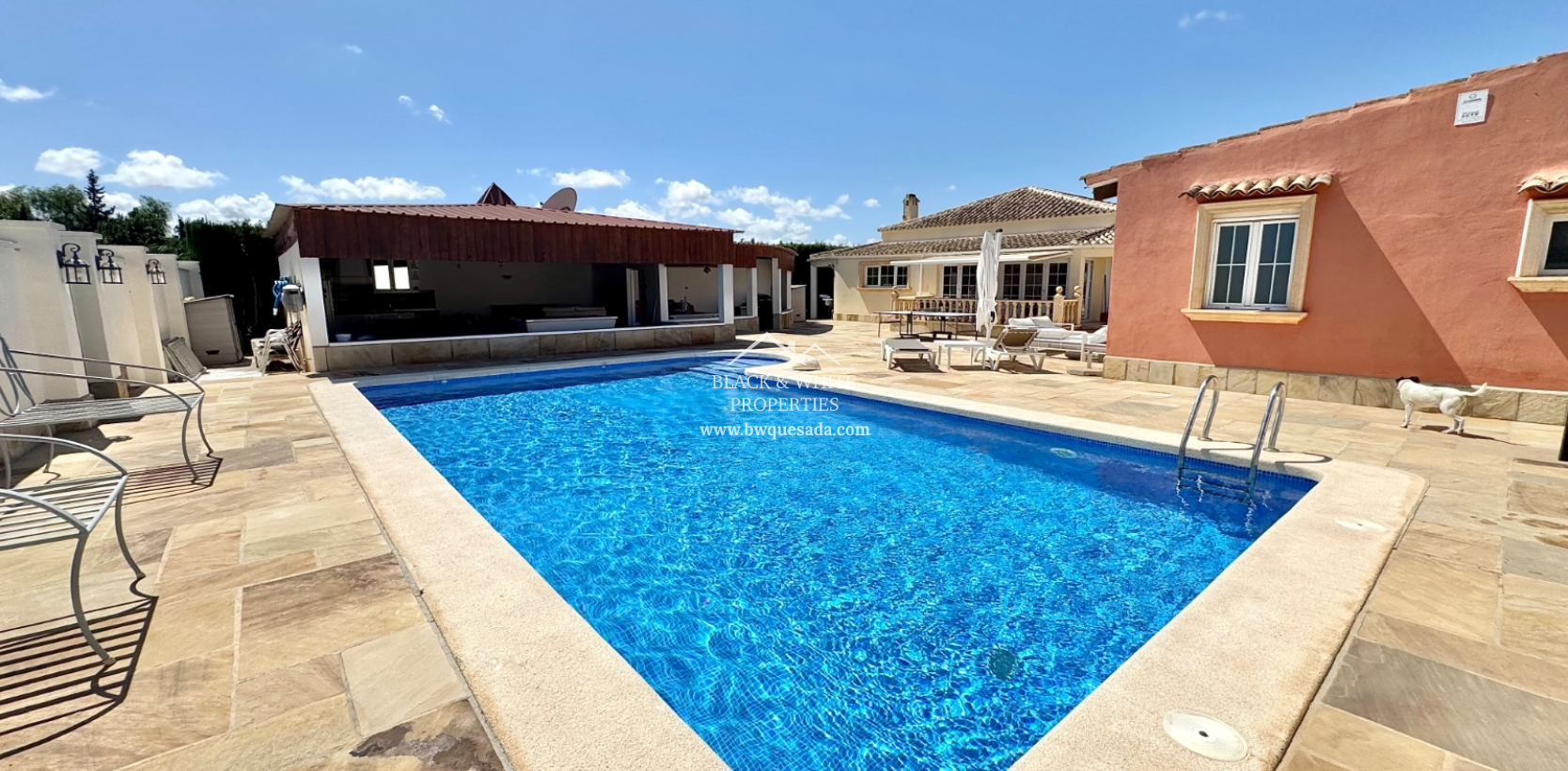 Resale - Finca - Las Heredades