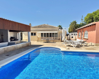 Resale - Finca - Las Heredades