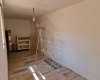 Resale - House - Dolores