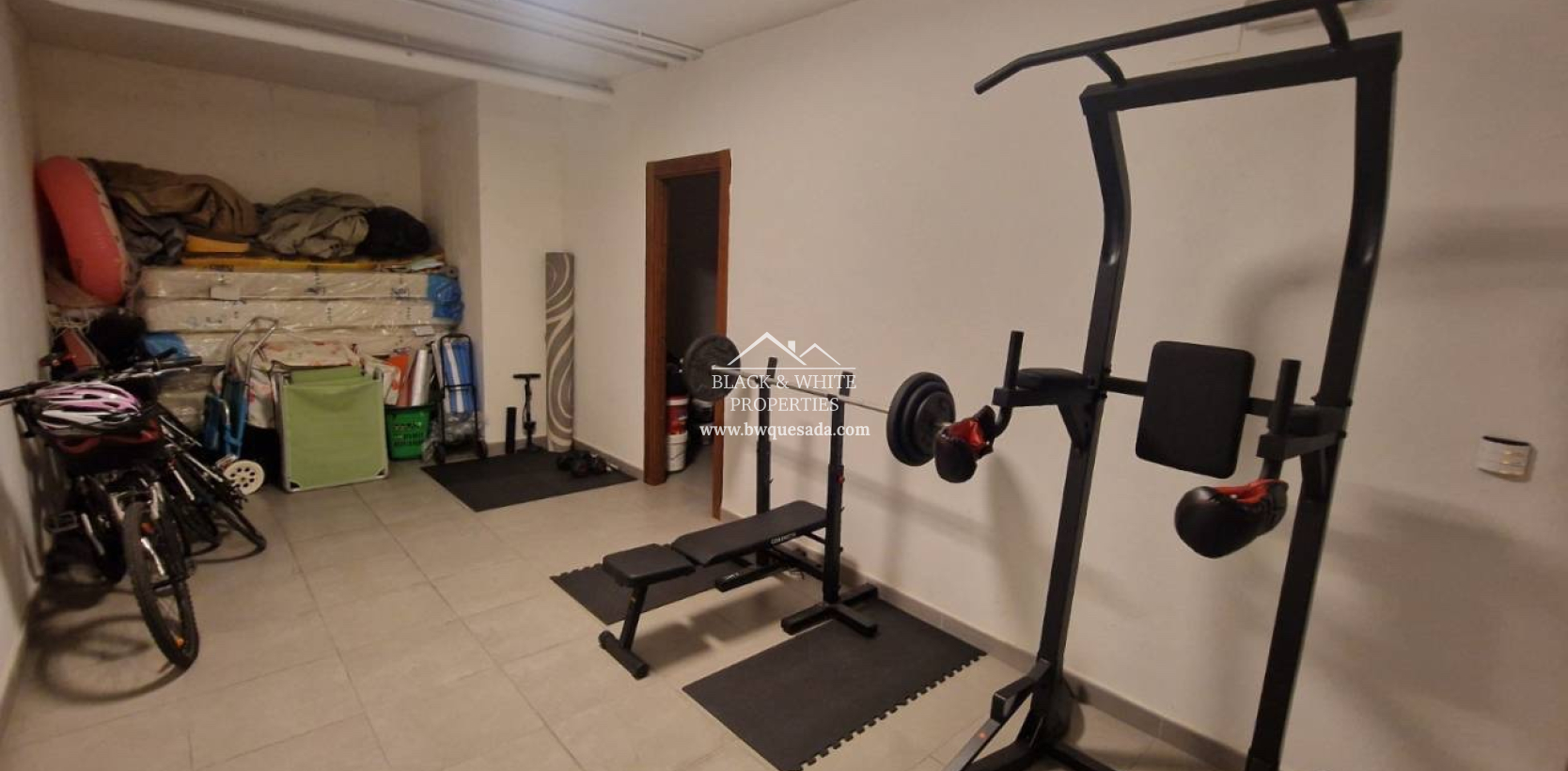 Resale - House - Guardamar del Segura