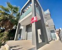 Resale - Niski poziom - Orihuela Costa - Punta Prima