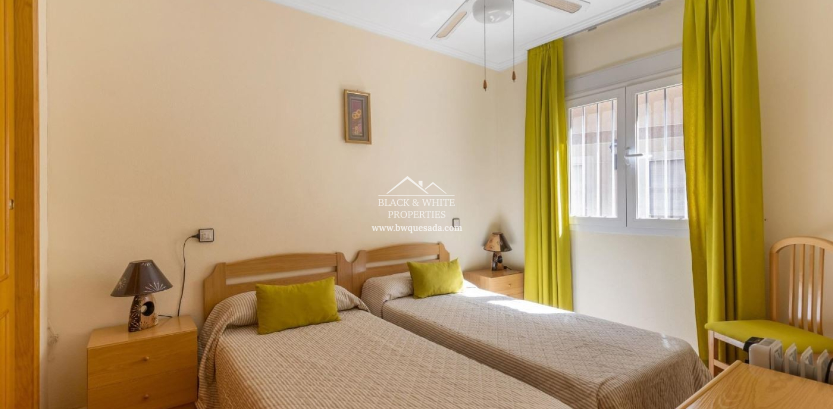 Resale - Niski poziom - Torrevieja - Playa de los Locos