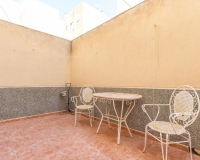 Resale - Niski poziom - Torrevieja