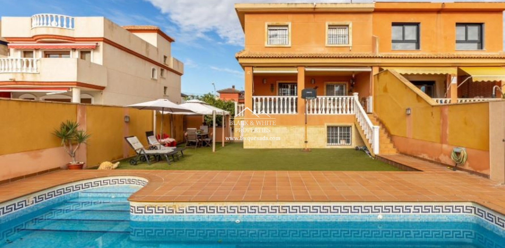 Resale - Pół - Kamienica  - Torrevieja - Nueva Torrevieja - Aguas Nuevas