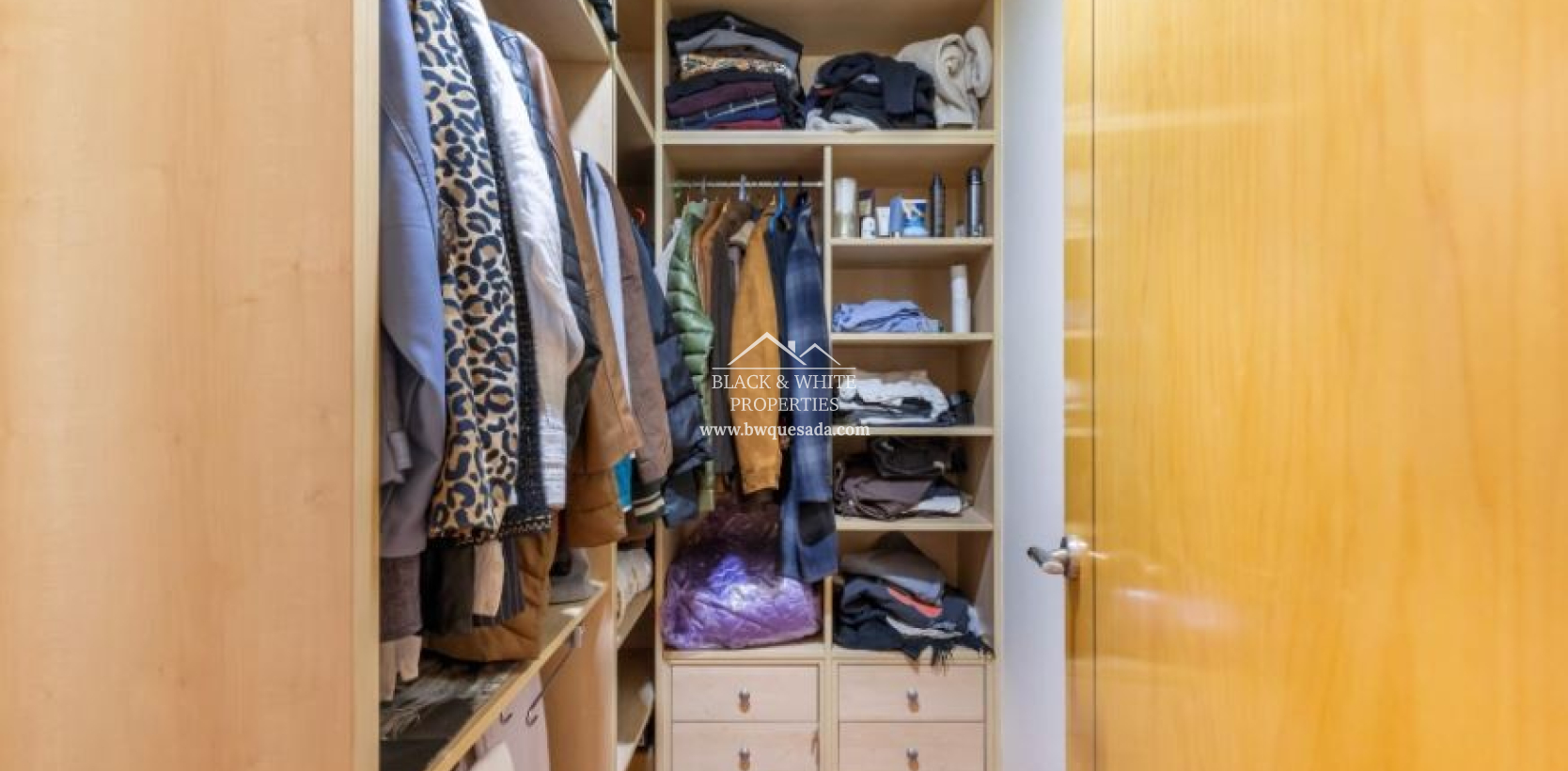 Resale - Pół - Kamienica  - Torrevieja - Nueva Torrevieja - Aguas Nuevas