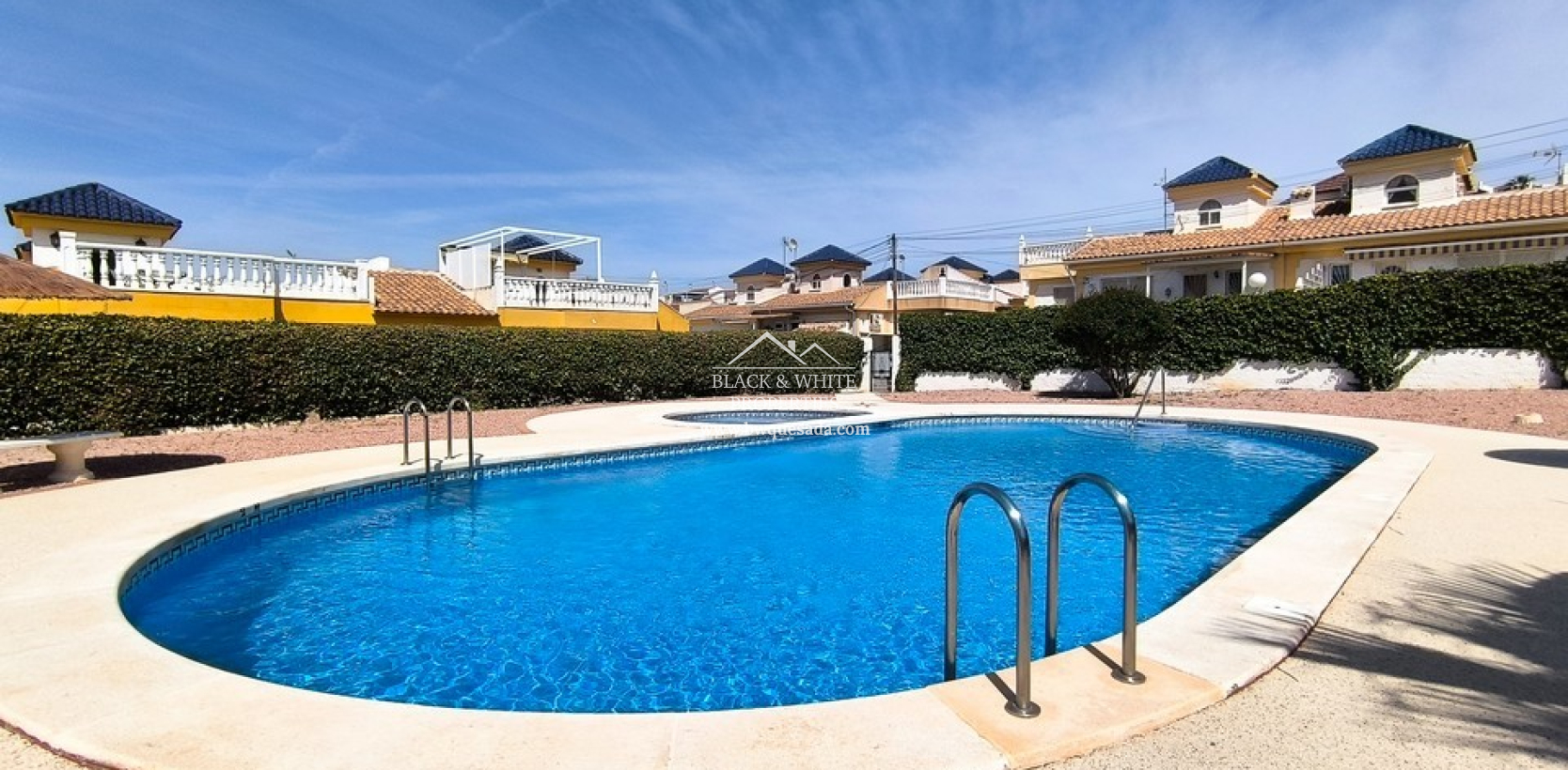 Resale - Semi - Detached Villa - Ciudad Quesada