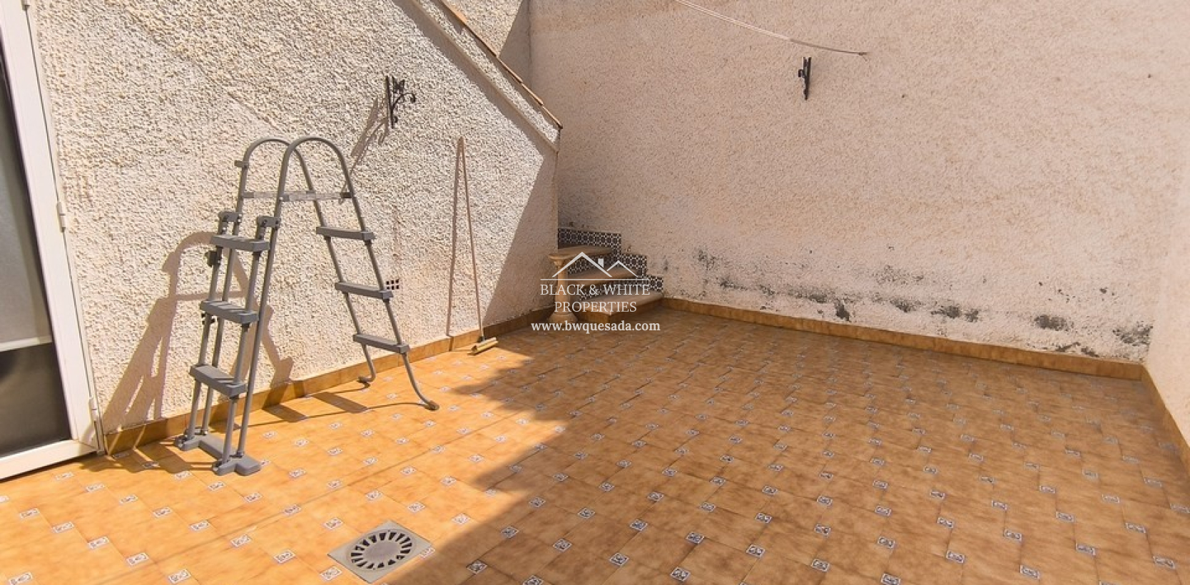 Resale - Semi - Detached Villa - Ciudad Quesada