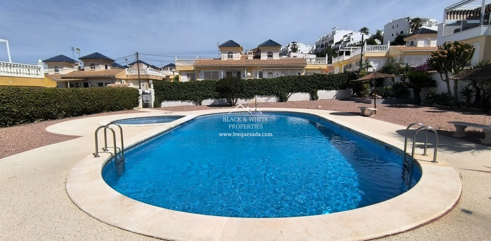 Resale - Semi - Detached Villa - Ciudad Quesada