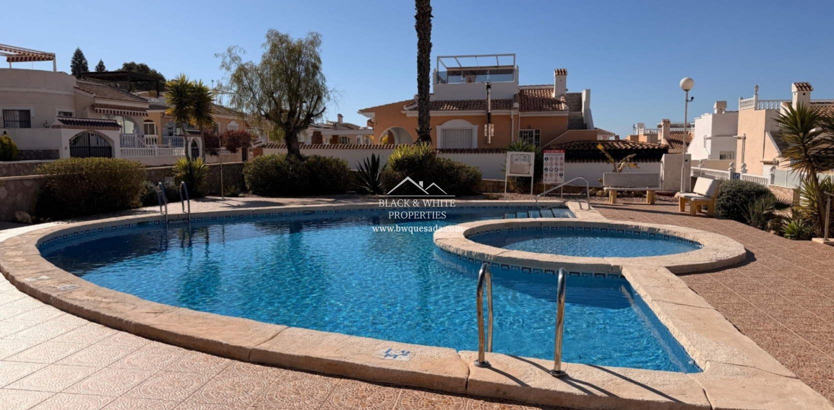 Resale - Semi - Detached Villa - Ciudad Quesada